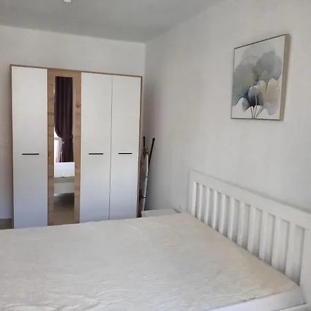 Apartment Vinogradi