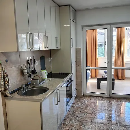 Vinogradi Apartment *